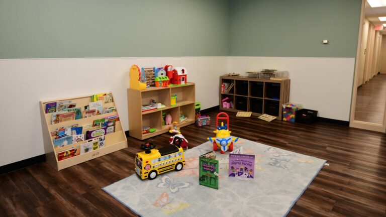 Des PLaines Playroom